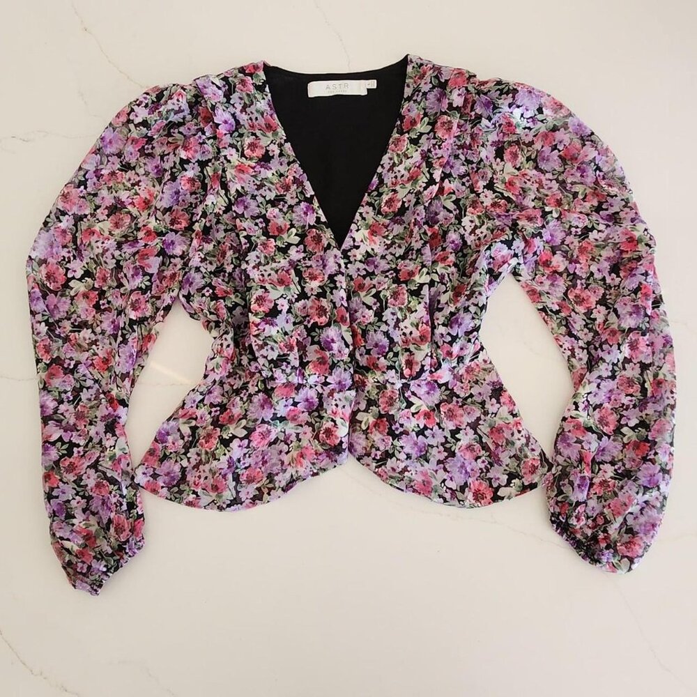 ASTR the label Sz S Lilac AOP Floral Peplum Wrap Front Blouse Peasant Puff Women